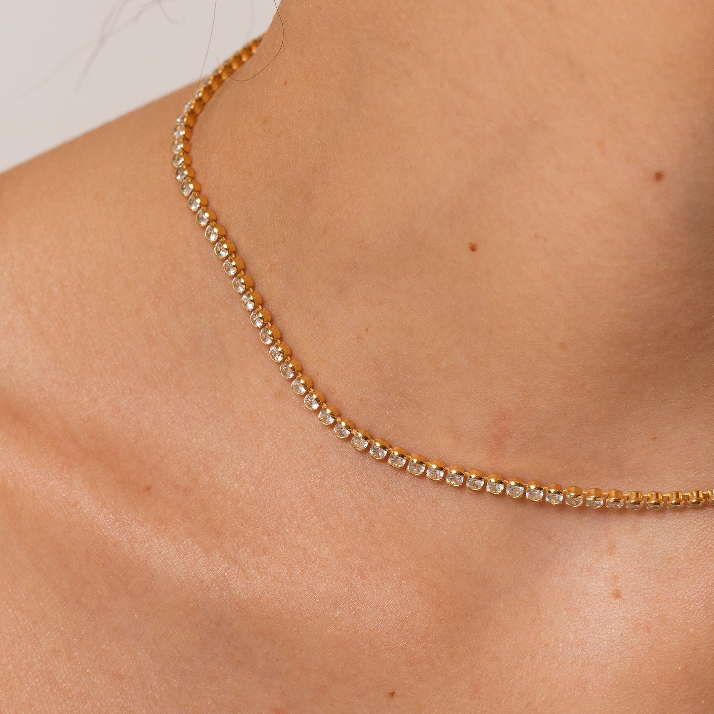 Lumine Choker