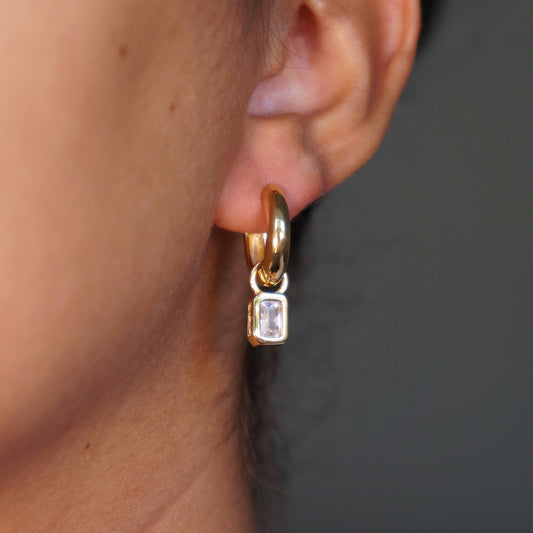 Lucent Bold Earrings